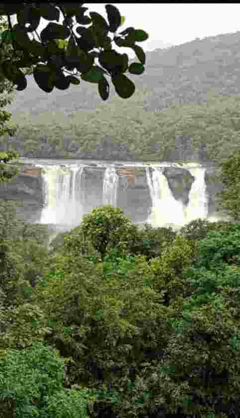 Athirapalli watter falls